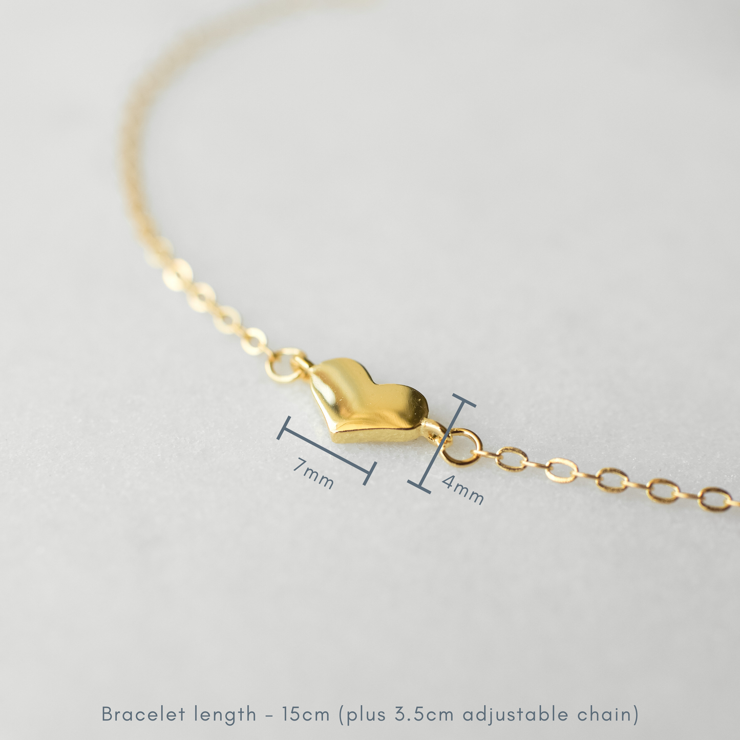 Dainty Gold Heart Bracelet