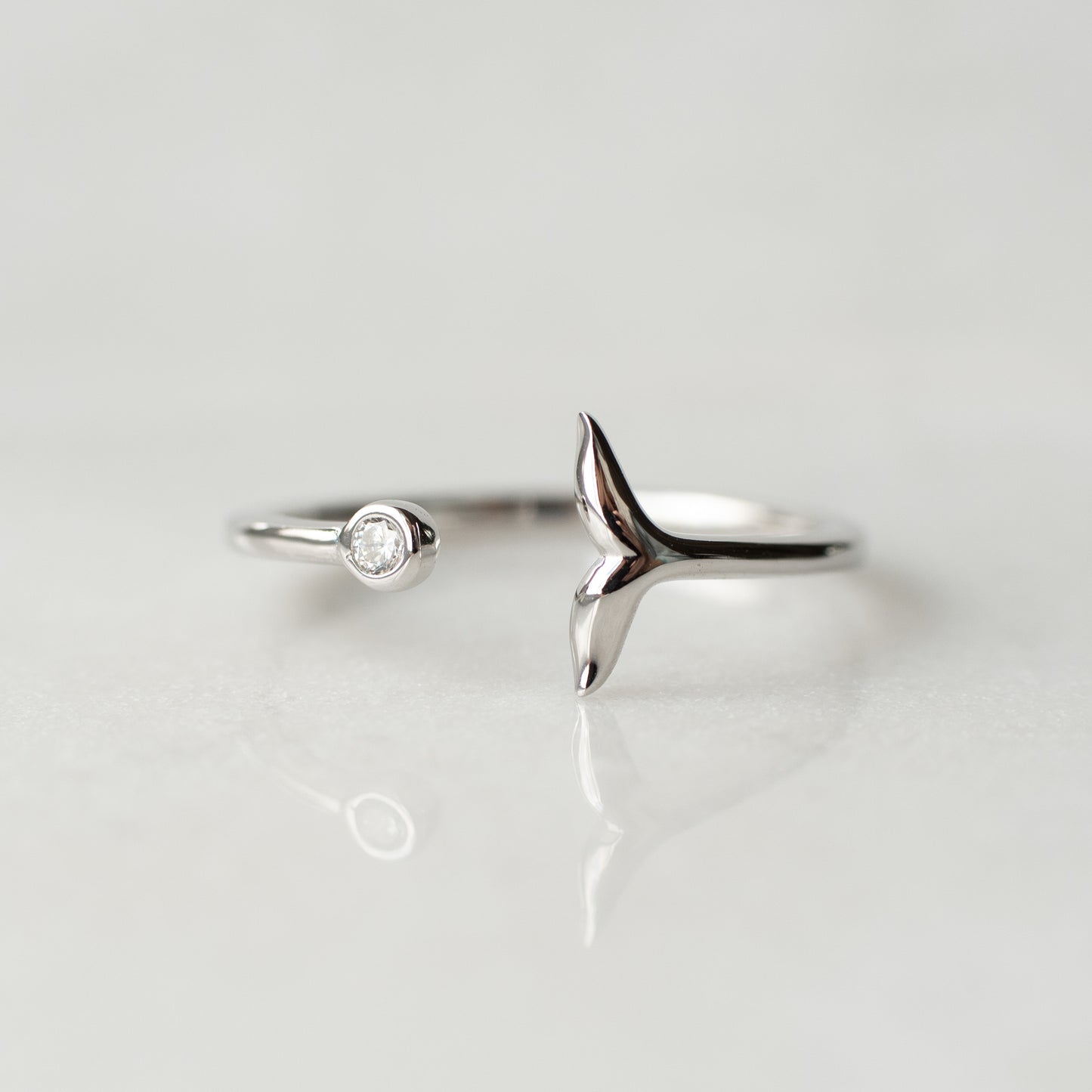 Dainty tail ring in 925 sterling silver