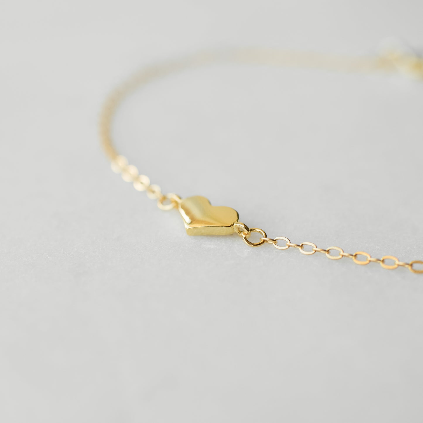 Dainty Gold Heart Bracelet