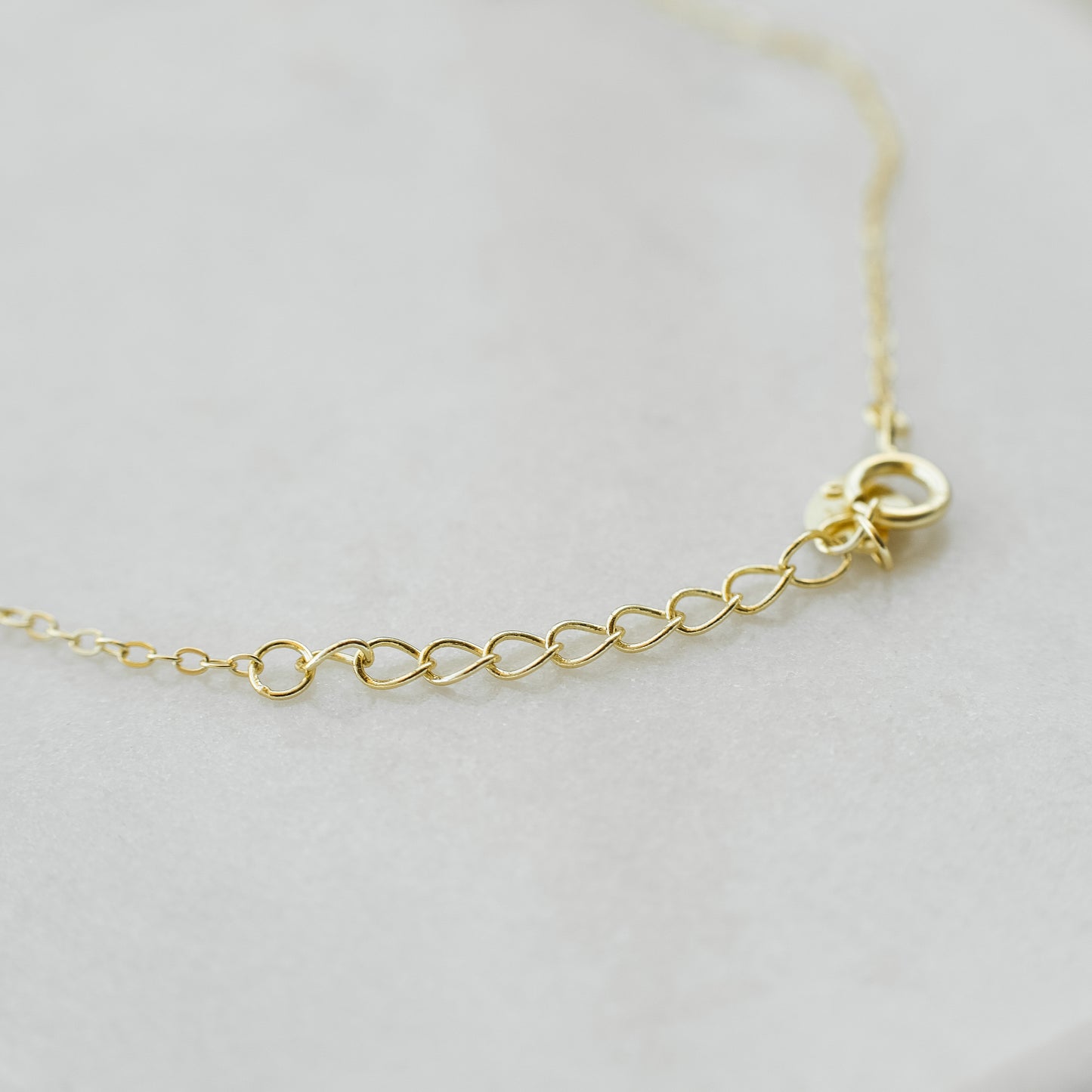 Dainty Gold Star Bracelet