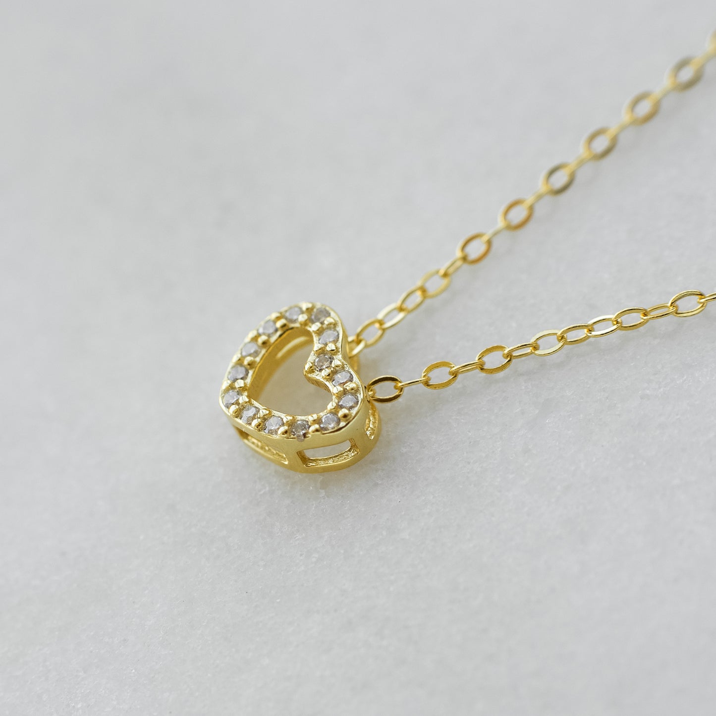 Dainty Gold Heart Necklace