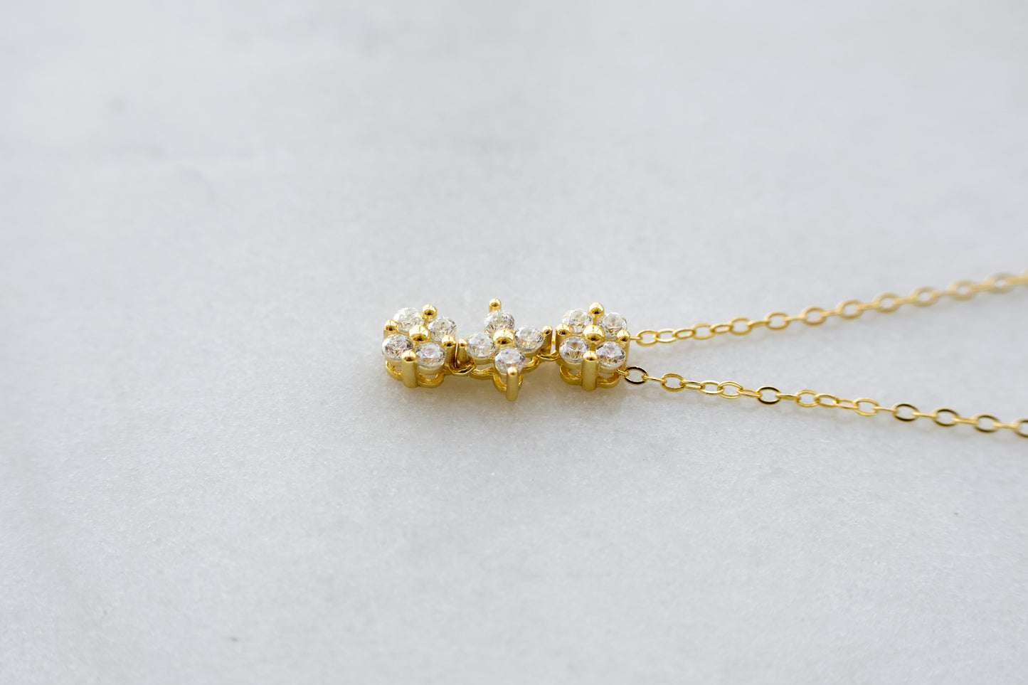 Two-In-One Necklace - Gold Heart Necklace & Flower Drop Necklace