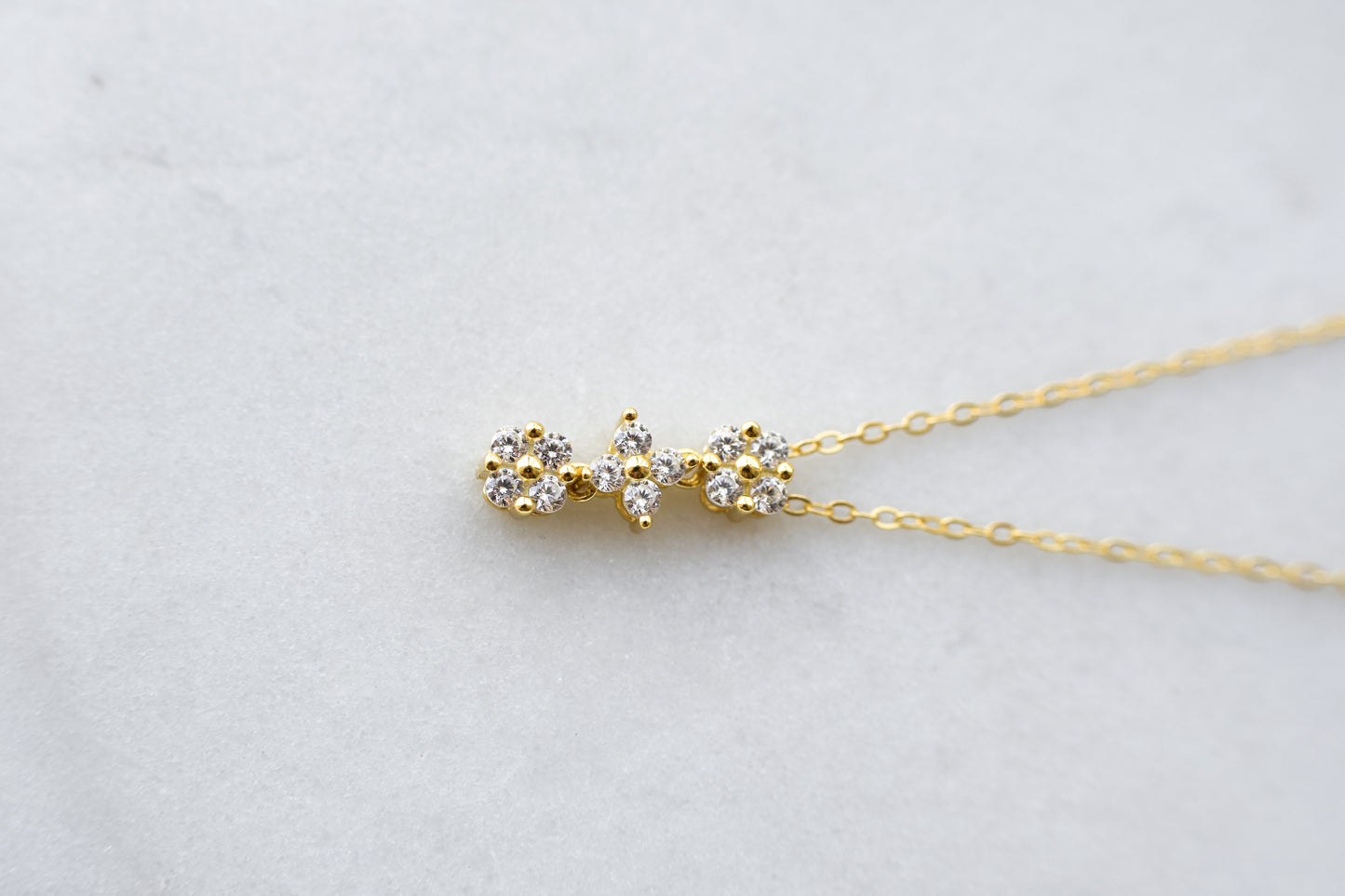 Two-In-One Necklace - Gold Heart Necklace & Flower Drop Necklace