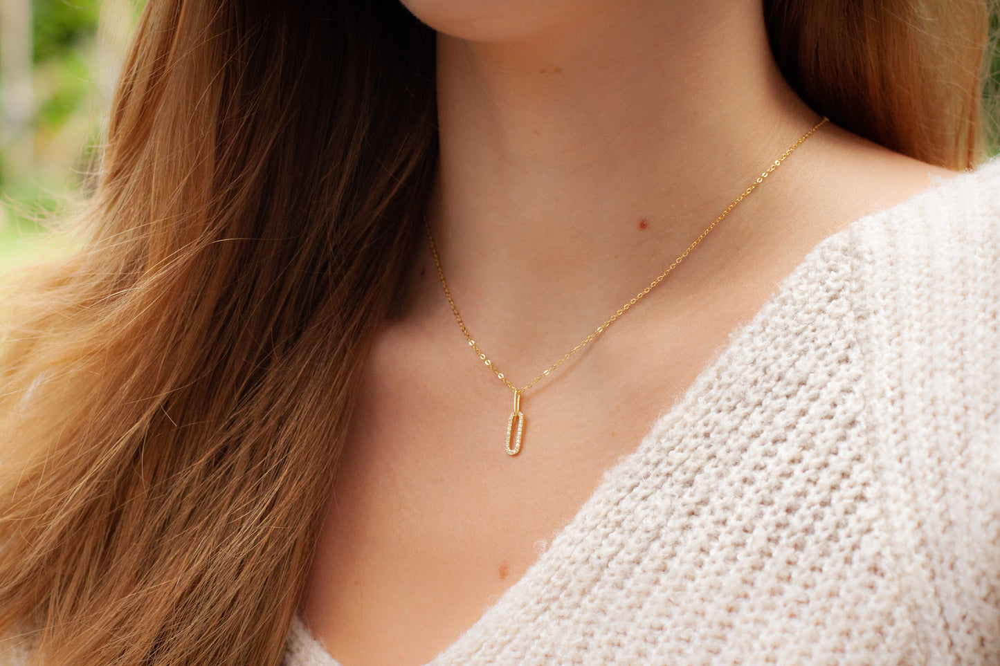 Dainty Gold Interlocking Pendant Necklace