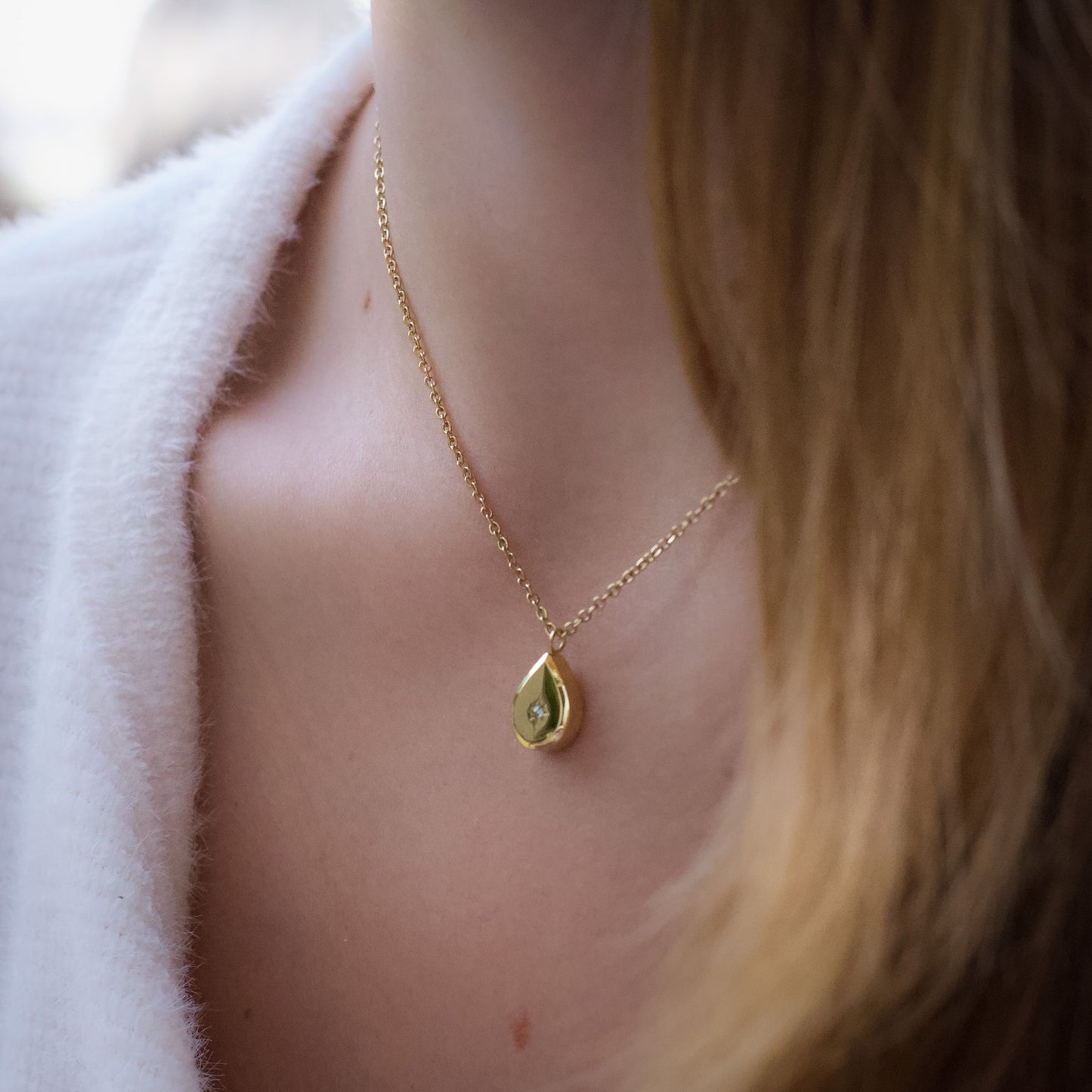 Waterdrop Pendant Necklace