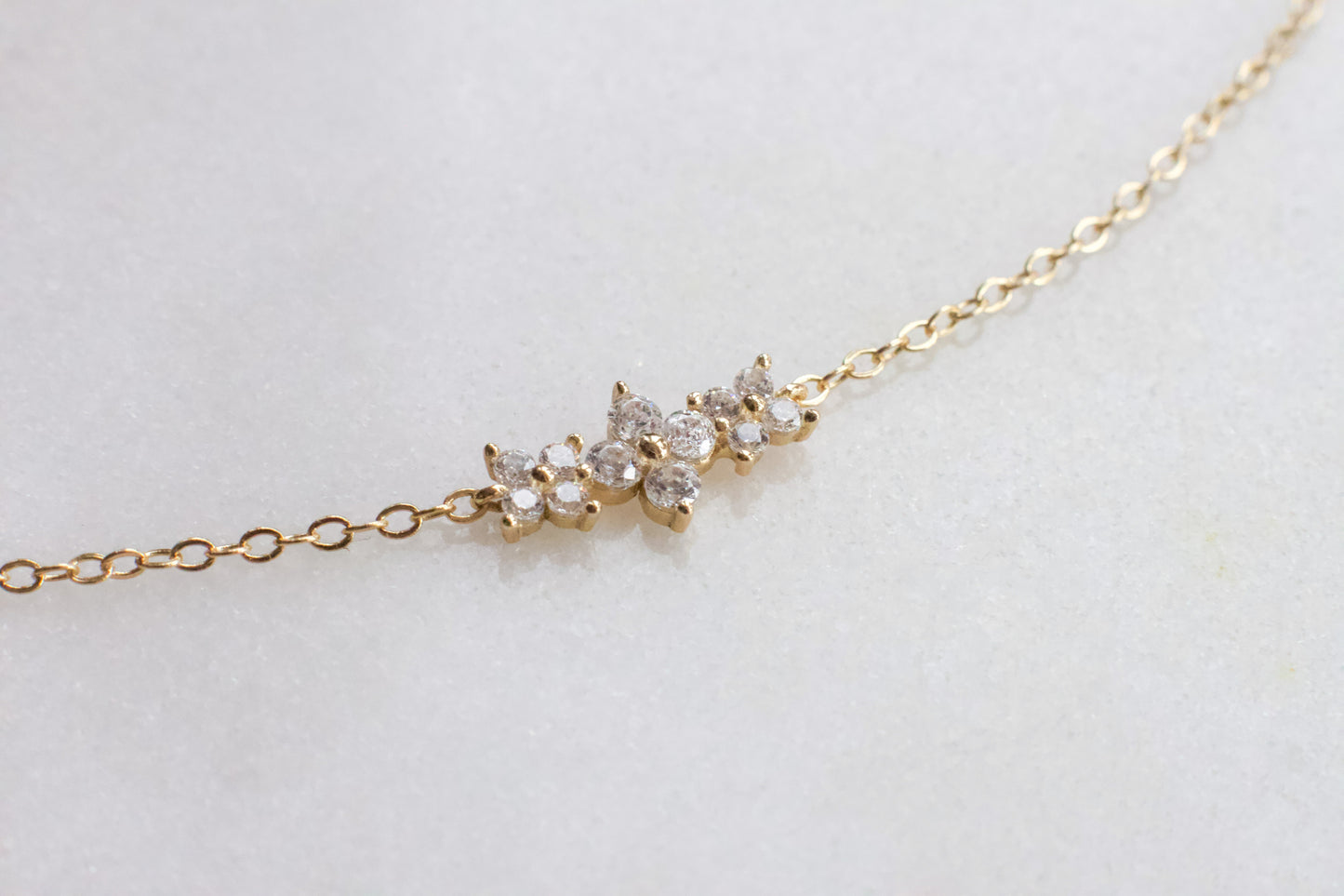 Dainty Three Flowers Necklace